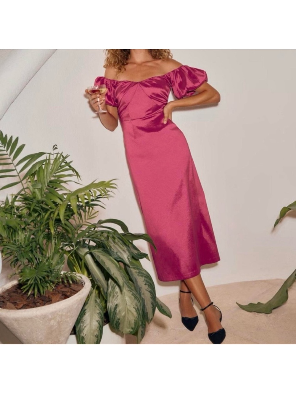 Abercrombie & Fitch Magenta Off-Shoulder Midi Dress